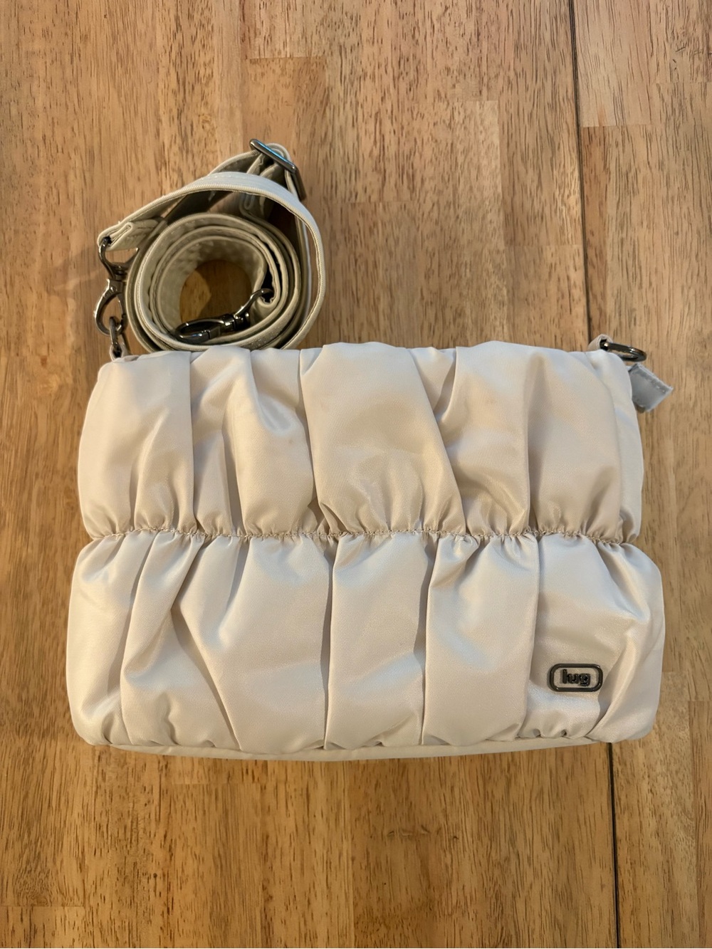 lug Pebble Flounce Crossbody/Clutch Bag with Removable Strap